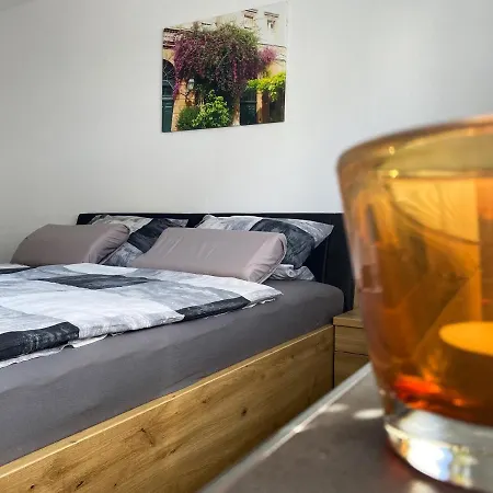 Wohlfuehlen * שמאלנברג